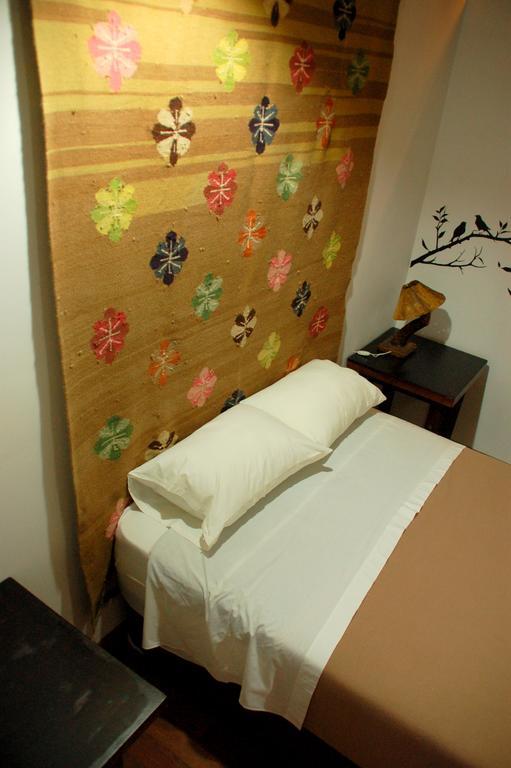 Viavia Cafe Ayacucho Hotel Room photo