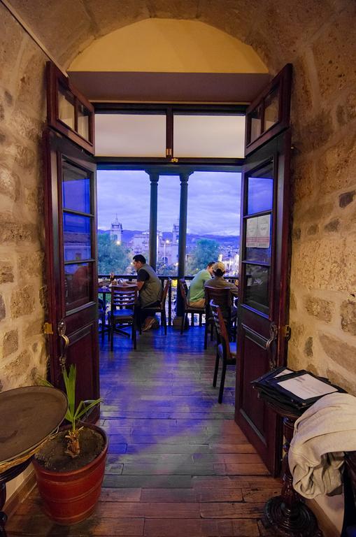 Viavia Cafe Ayacucho Hotel Exterior photo